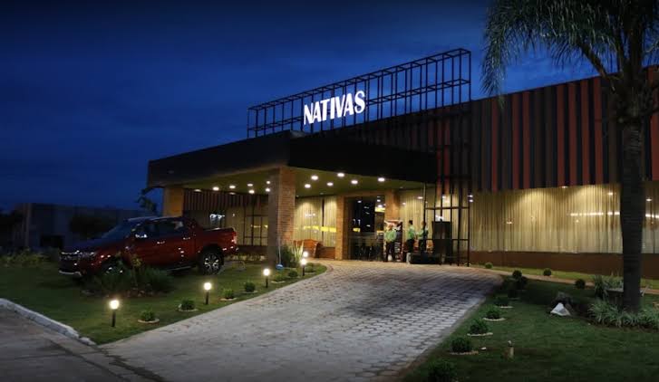 NATIVAS GRILL | Para celebrar o mês da mulher, churrascaria concede desconto especial no rodízio para a mulherada comemorar