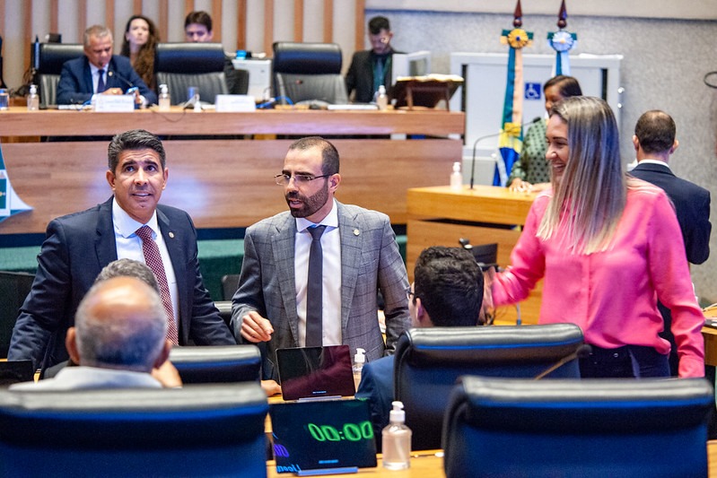 CPI DA CLDF | Distritais alteram composição da comissão; saem Roosevelt e Dayse e entram Manzoni e Max