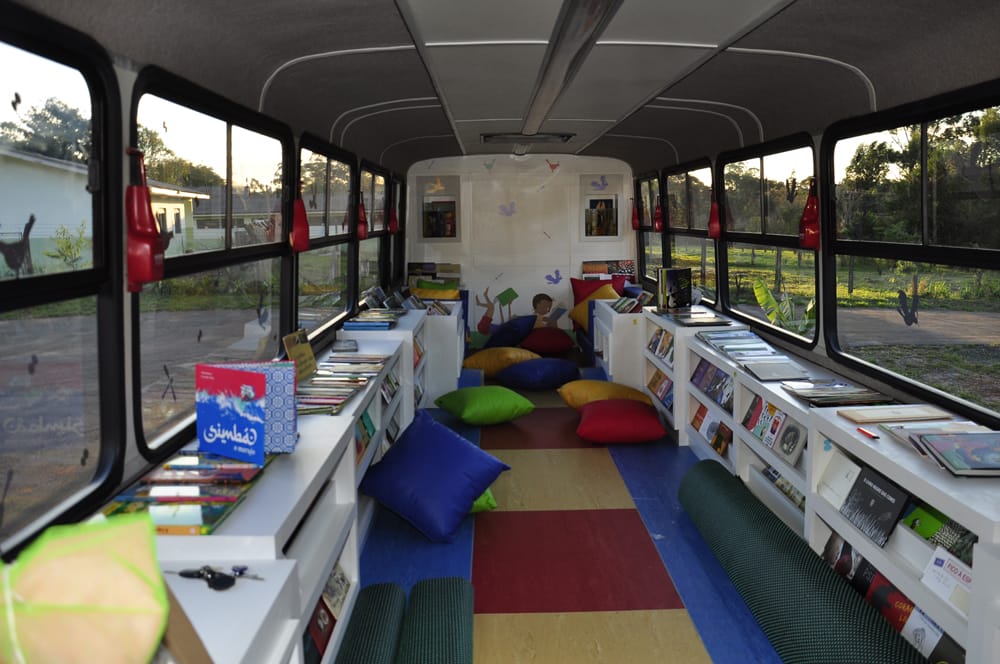 BAÚ LITERÁRIO | Distrital propõe criar serviço de biblioteca móvel para estimular a leitura no DF