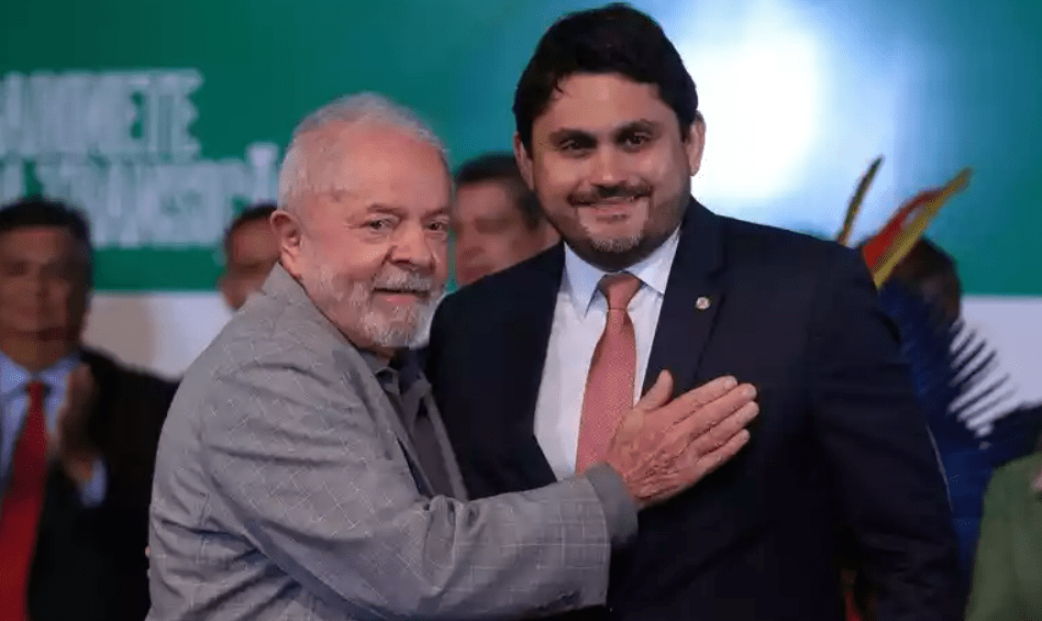 CASO JUSCELINO FILHO | Lula convoca ministro das Comunicações a dar explicações na próxima segunda (6) no Planalto