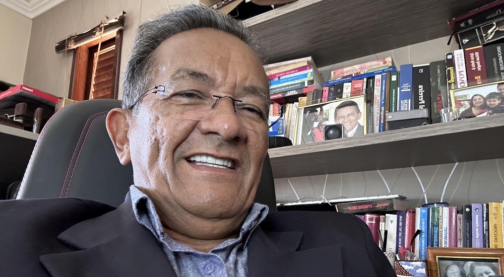 ACADÊMICO DA ALACH | Toni Duarte toma posse na cadeira de jornalismo neste sábado (29)