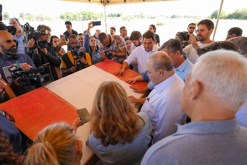 HOSPITAL CLÍNICO ORTOPÉDICO DO GUARÁ | Ibaneis visita terreno e apresenta projeto da unidade que terá 160 leitos