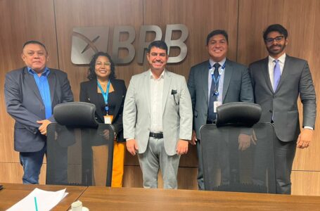 CÂMARA DE JOÃO PESSOA | Vereador Dinho se reúne com direção do BRB em Brasília para tratar da liberação de recursos para nova sede do legislativo municipal
