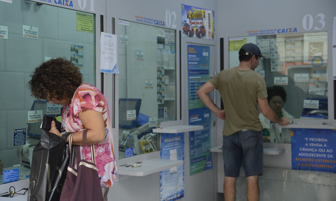 VAI TENTAR A SORTE? | Mega-Sena vai pagar prêmio de R$ 42 milhões neste sábado (22) para quem acertar as dezenas sorteadas