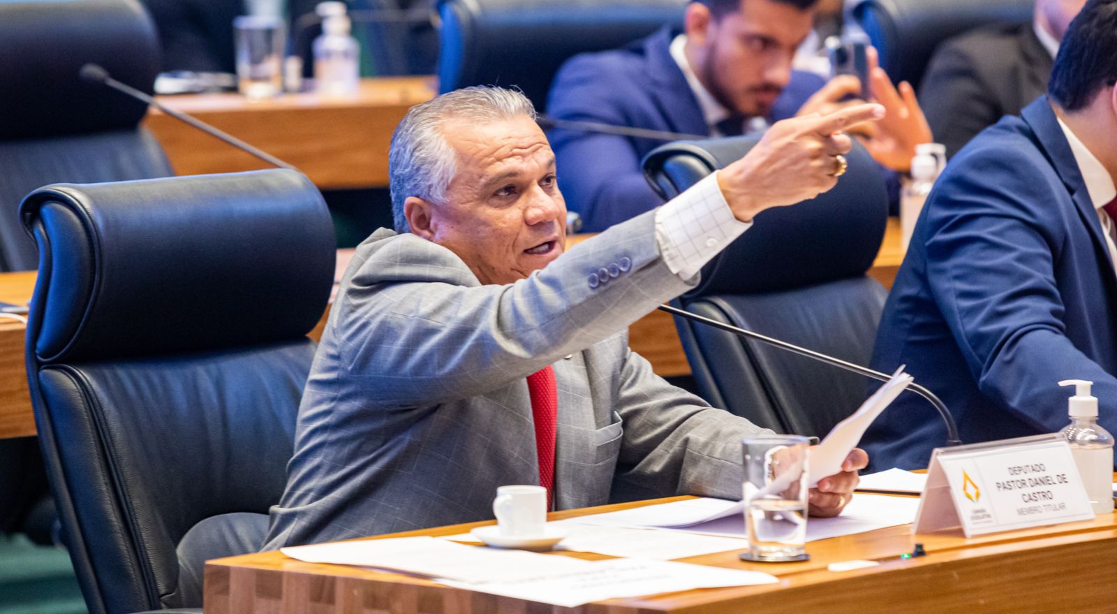 FORA, FLÁVIO DINO! | Pastor Daniel de Castro pede que ministro saia do cargo por prevaricação no dia 8 de janeiro