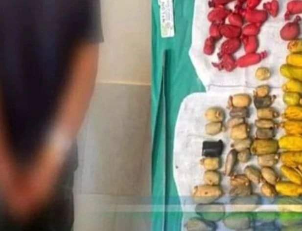 SE DEU MAL | Homem é detido em Formosa (GO) tentando entrar no presídio com drogas, celular, cabos e isqueiros no estômago