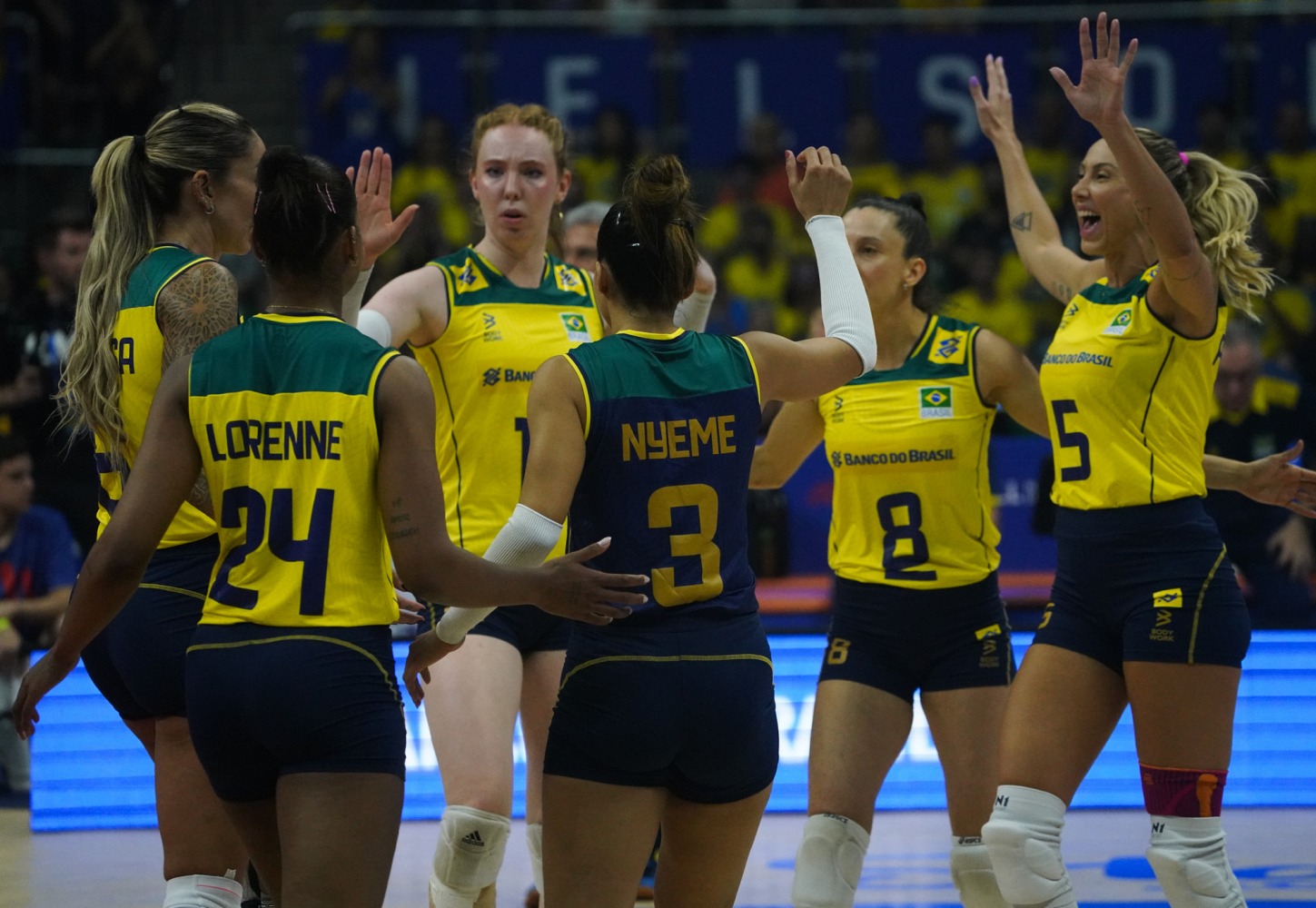 LIGA DAS NAÇÕES FEMININA | Seleção brasileira bate a Coréia do Sul por 3 sets a 0 no primeiro jogo em Brasília