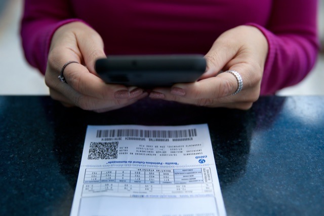 MAIS UMA OPÇÃO PARA O CLIENTE | Caesb anuncia mudança na conta de água que pode ser paga via PIX