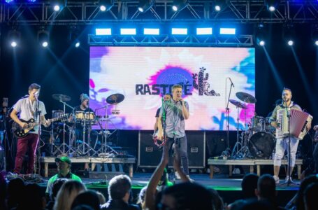 SESC + TRADIÇÕES | Rastapé encerra projeto da instituição com show para mais de 5 mil pessoas no Guará