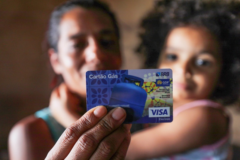 CARTÃO GÁS | Programa do GDF que completa 2 anos nesta quinta (10) atende 70 mil famílias
