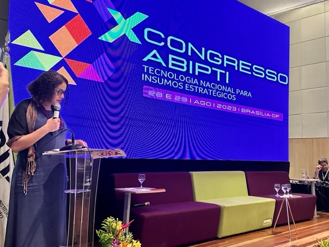 “NÓS ESTAMOS FAZENDO JUS A CADEIRA DA ABIPTI” | Ministra Luciana Santos exalta retorno da entidade como representante das ICTs no conselho consultivo da Finep