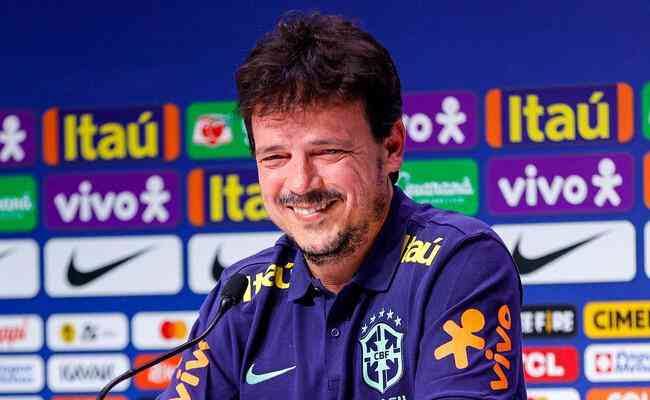 PRIMEIRA CONVOCAÇÃO | Diniz anuncia nomes para jogos da Seleção Brasileira no dia 18 de agosto