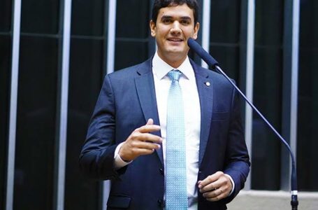 CADÊ O COMPROMISSO COM O DF? | Rafael Prudente não participa de votação que salvou Fundo Constitucional