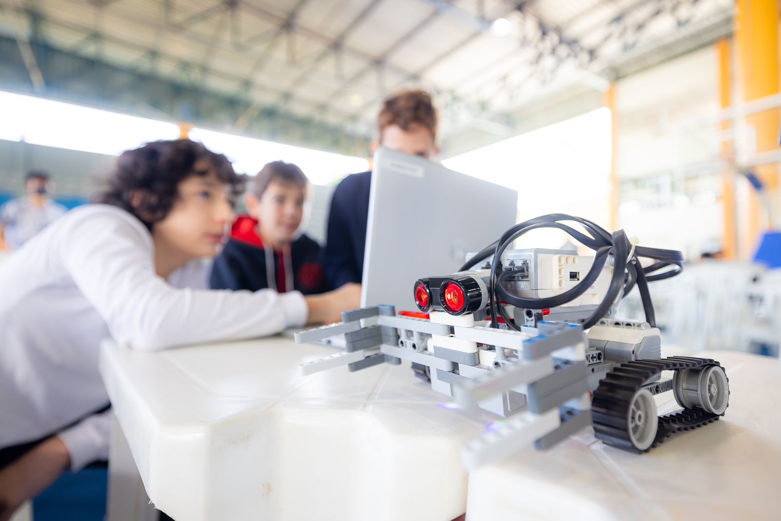 ETAPA ESTADUAL | Sesc-DF e Secretaria de Educação do DF realizam Olimpíada Brasileira de Robótica (OBR) em busca de identificar talentos