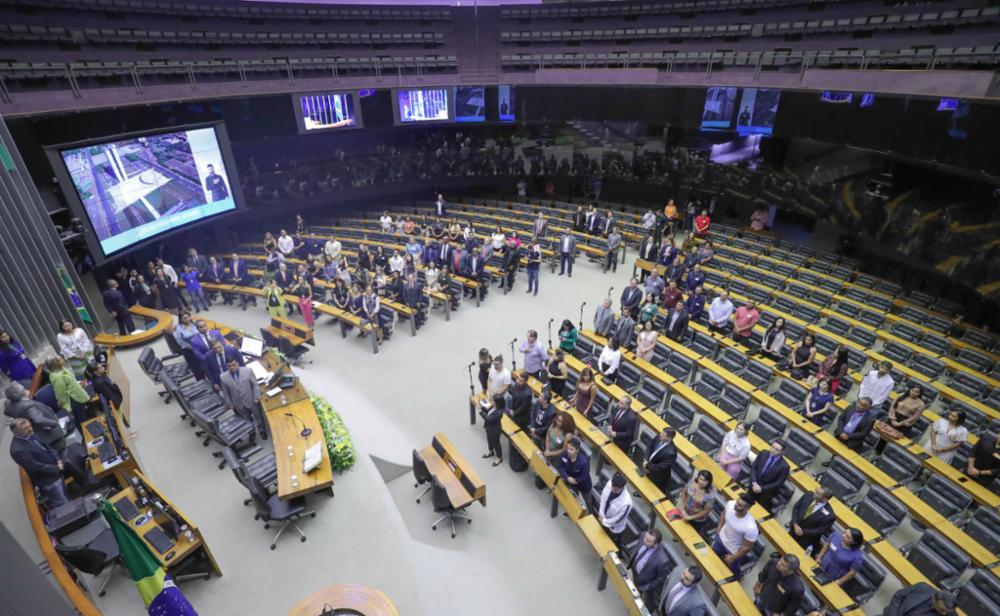 REDISTRIBUIÇÃO DAS CADEIRAS | STF forma maioria para obrigar Congresso a corrigir número de deputados por Estado