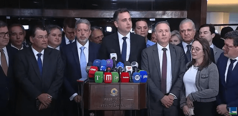 REFORMA TRIBUTÁRIA | Arthur Lira entrega oficialmente o texto da PEC aprovado pela Câmara para o Senado