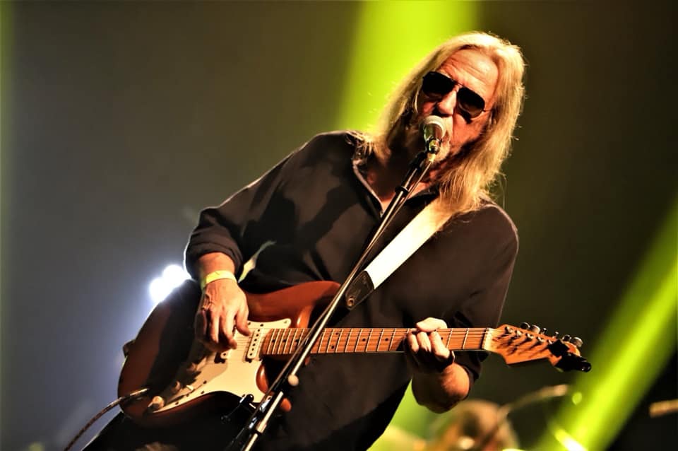 SESC ESTAÇÃO BLUES | Projeto reúne Greg Wilson, Marcos Bassul e trio Mandalla em Brasília