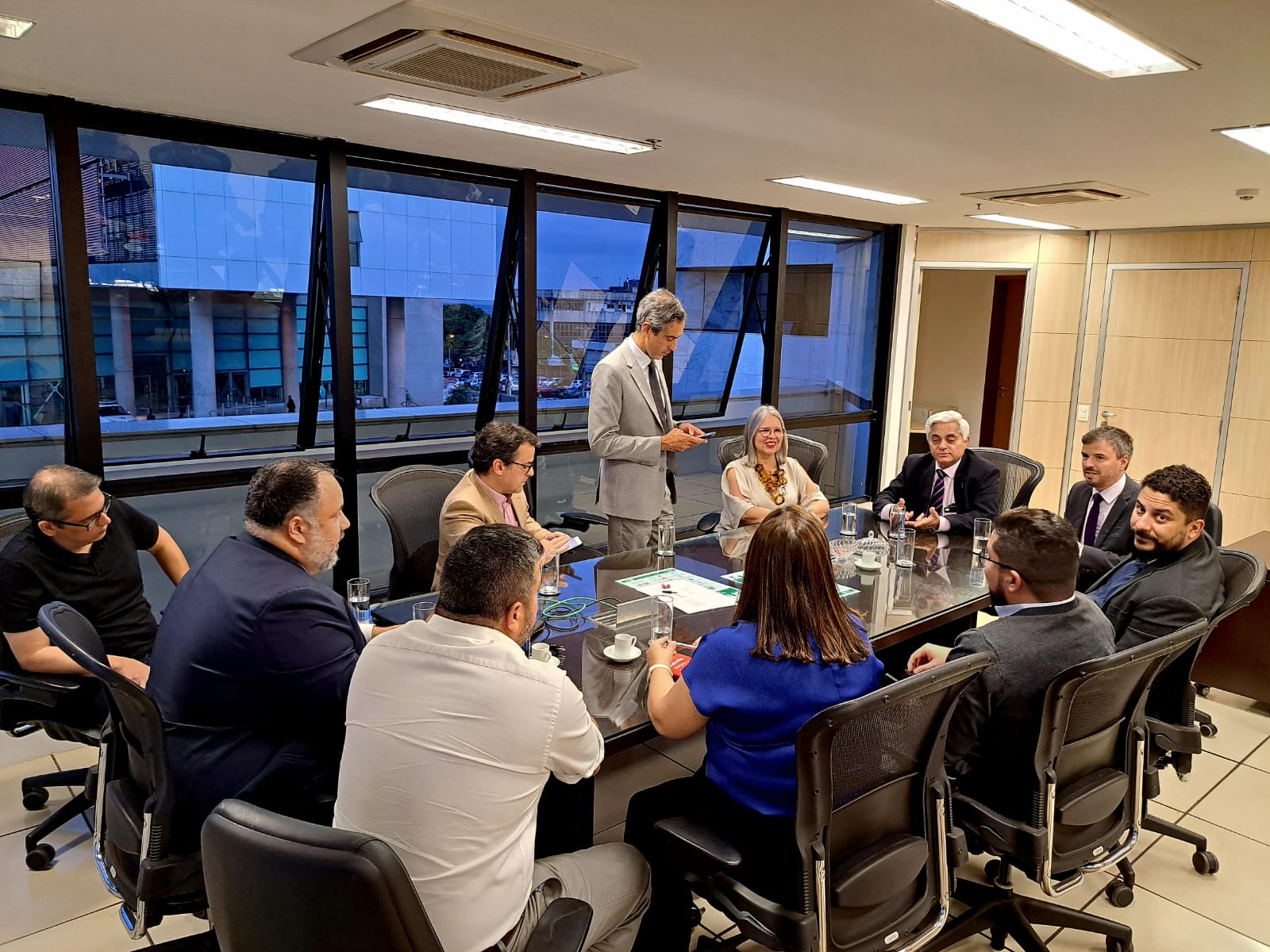 ELEIÇÃO DOS GESTORES DE ESCOLAS | Secretaria de Educação terá apoio do TRE-DF para organizar votação em 758 unidades da rede pública de ensino no dia 25 de outubro