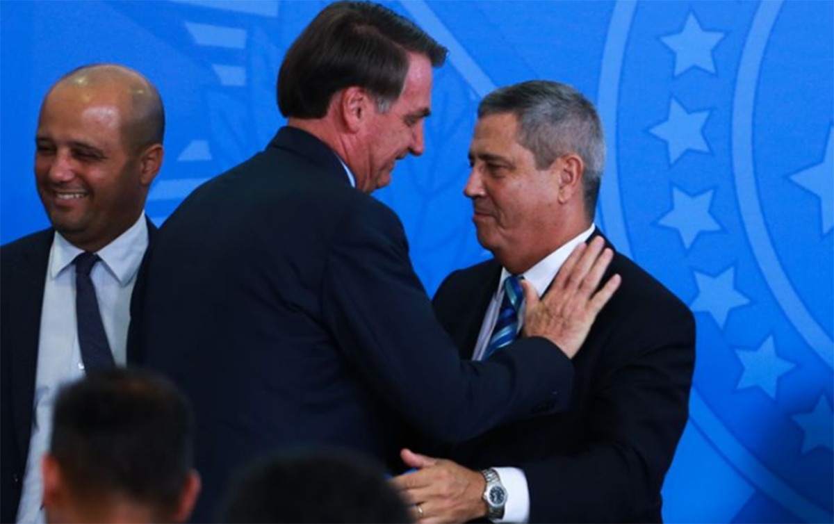 ELEIÇÕES 2022 | MP Eleitoral diz que não há provas suficientes para declarar Bolsonaro e Braga Netto inelegíveis; julgamento será retomado no dia 17