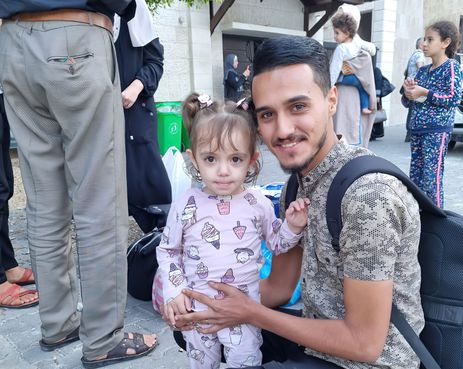 GUERRA EM ISRAEL | Grupo de 22 brasileiros aguarda liberação para fazer travessia para o Egito pela parte sul de Gaza; 14 são crianças