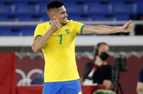 OFENDIDO NAS REDES SOCIAIS | Após estreia na seleção, Paulinho, do Atlético Mineiro, sofre intolerância religiosa