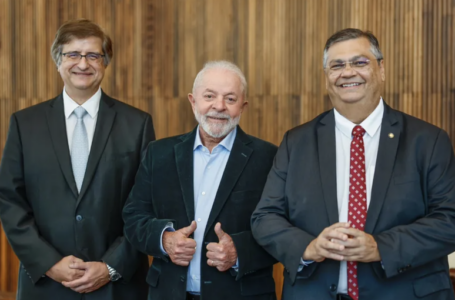 DINO E GONET SÃO INDICADOS | Lula confirma nomes para STF e PGR