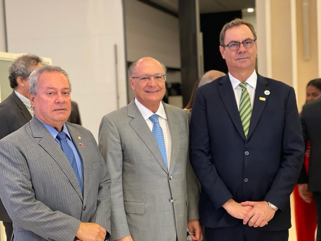 BRASIL MAIS PRODUTIVO | Setor de comércio de bens e serviços vai ser beneficiado pelo programa neoindustrialização de empresas