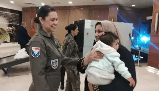 A CAMINHO DE CASA | Brasileiros que estavam em Gaza chegam ao Brasil nesta segunda (13)