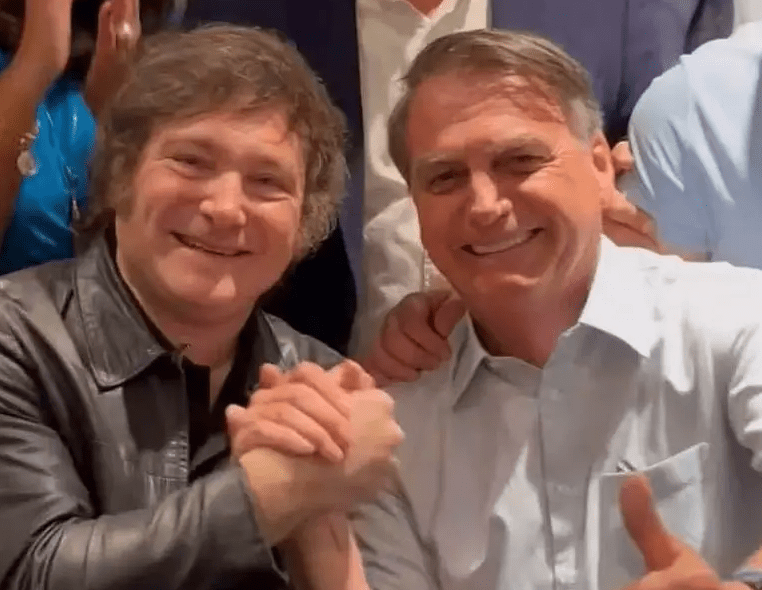 NA POSSE DE MILEI | Bolsonaro receberá tratamento de chefe de Estado e participará das cerimônias no Congresso argentino e na Casa Rosada