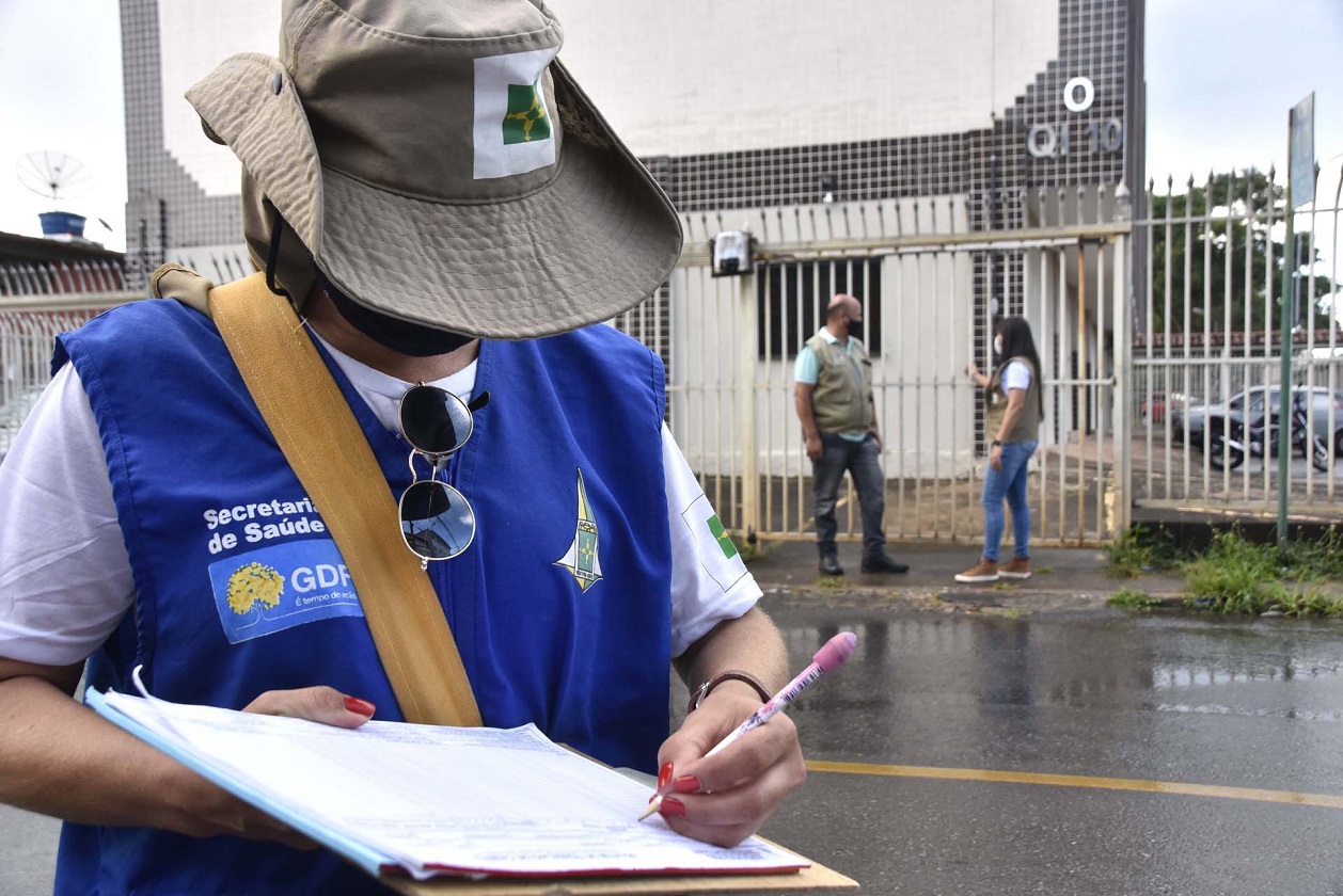 ENFRENTAMENTO À DENGUE | GDF anuncia novas medidas de combate a doença e nove cidades passarão a ter tendas de acolhimento para pessoas com os sintomas
