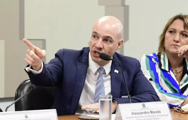 APÓS OPERAÇÃO DA PF | Lula demite diretor-adjunto da Abin suspeito de ajudar Ramagem e Carlos Bolsonaro