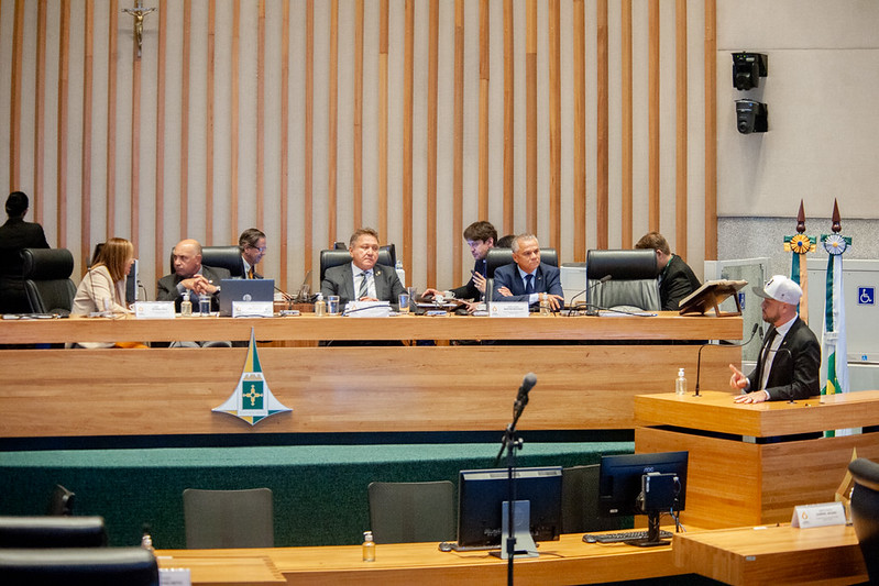 Apoio de distritais da base a ataques da oposição ao GDF evidencia falta de lealdade e compromisso com Ibaneis de alguns parlamentares