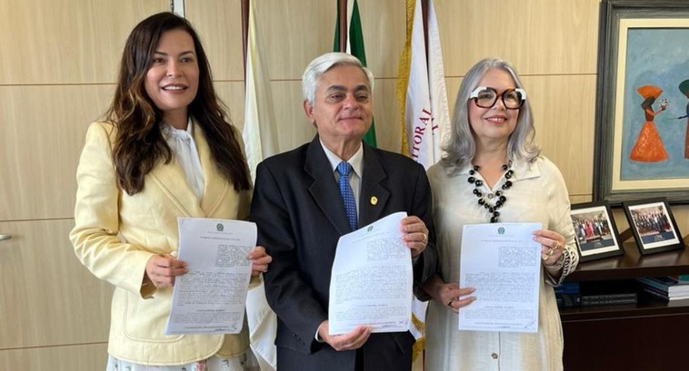 CARRETA DO NA HORA | Em parceria com o TRE-DF, unidade móvel da Sejus irá percorrer escolas e será transformada em cartório eleitoral para estudantes solicitarem título de eleitor