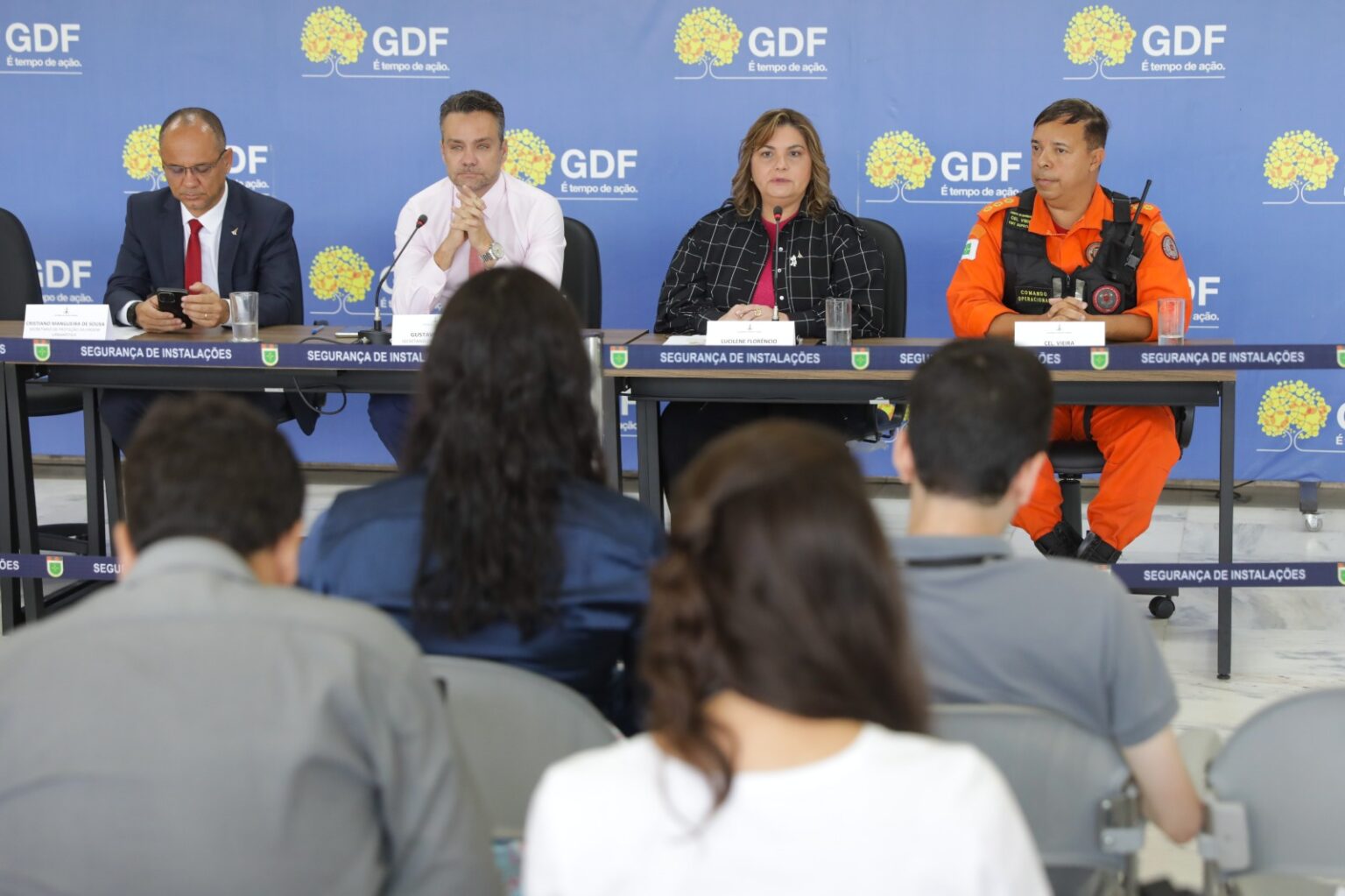 COMBATE À DENGUE | GDF diz que 194 mil doses da vacina contra a doença serão encaminhadas pelo MS e anuncia a instalação de novas tendas