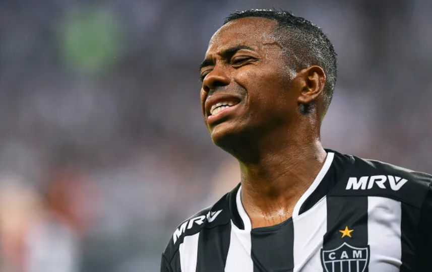 CASO ROBINHO | Ministros do STJ decidem que ex-jogador terá que cumprir pena no Brasil