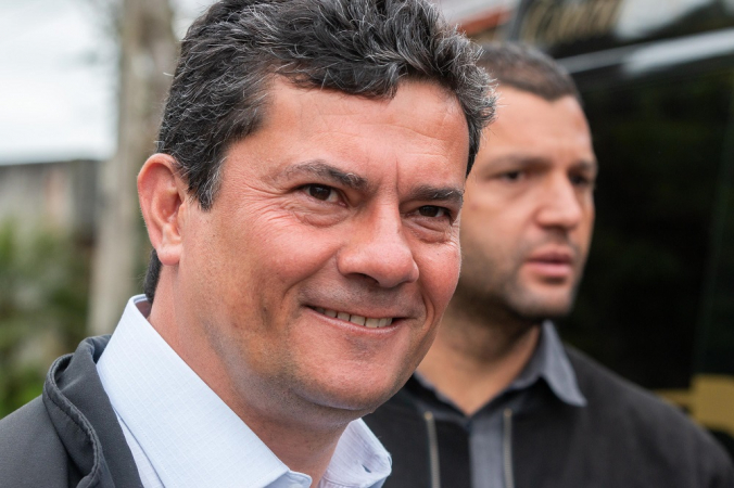 GANHOU A PRIMEIRA BATALHA | Por 5 votos a 2, TRE do Paraná decide não cassar o mandato de senador de Sérgio Moro