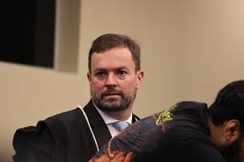 JULGAMENTO SUSPENSO | Relator do TRE-PR vota contra a cassação de Sérgio Moro