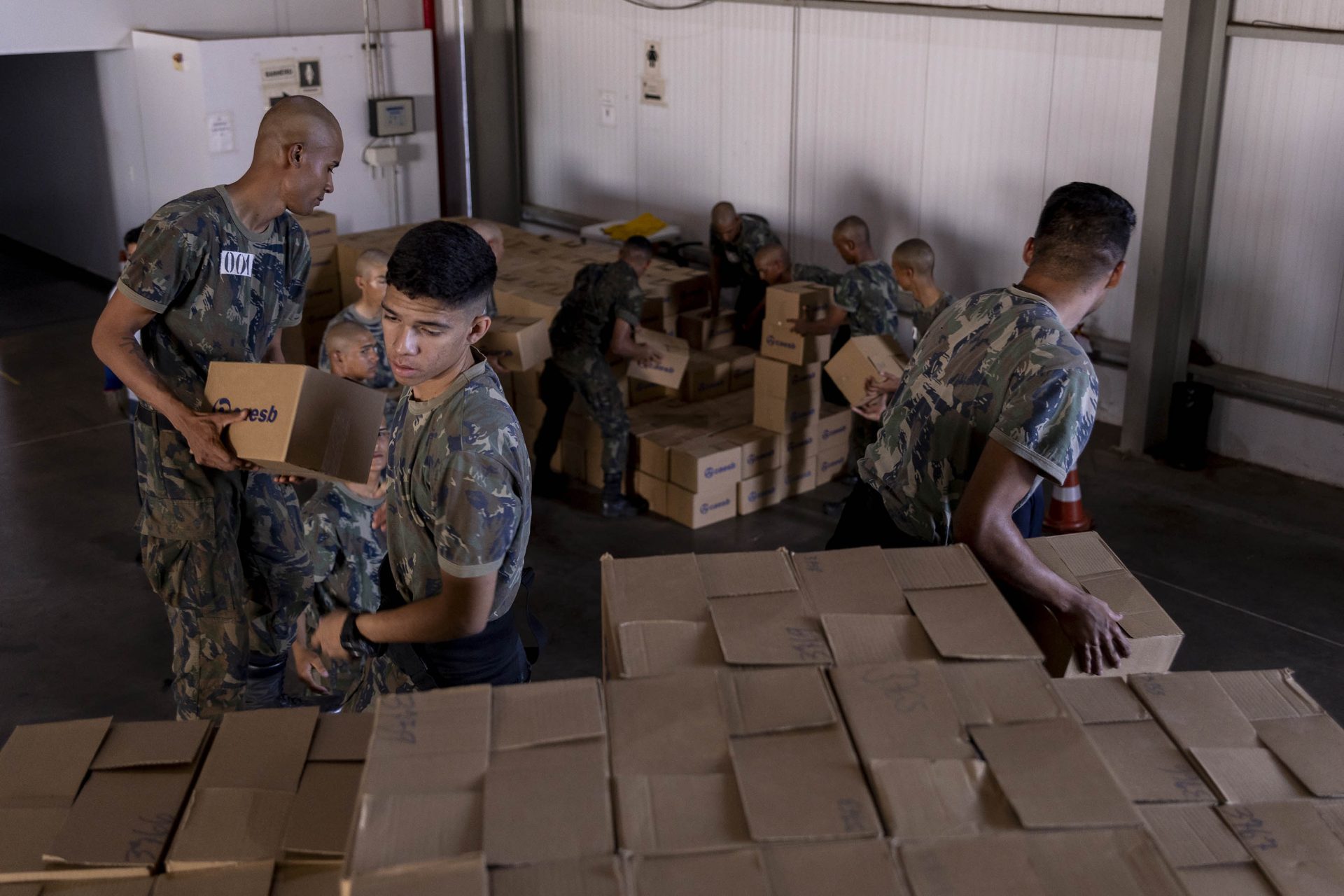 BRASÍLIA PELO SUL | GDF cria comitê de emergência para organizar envio de doações para vítimas das enchentes no RS