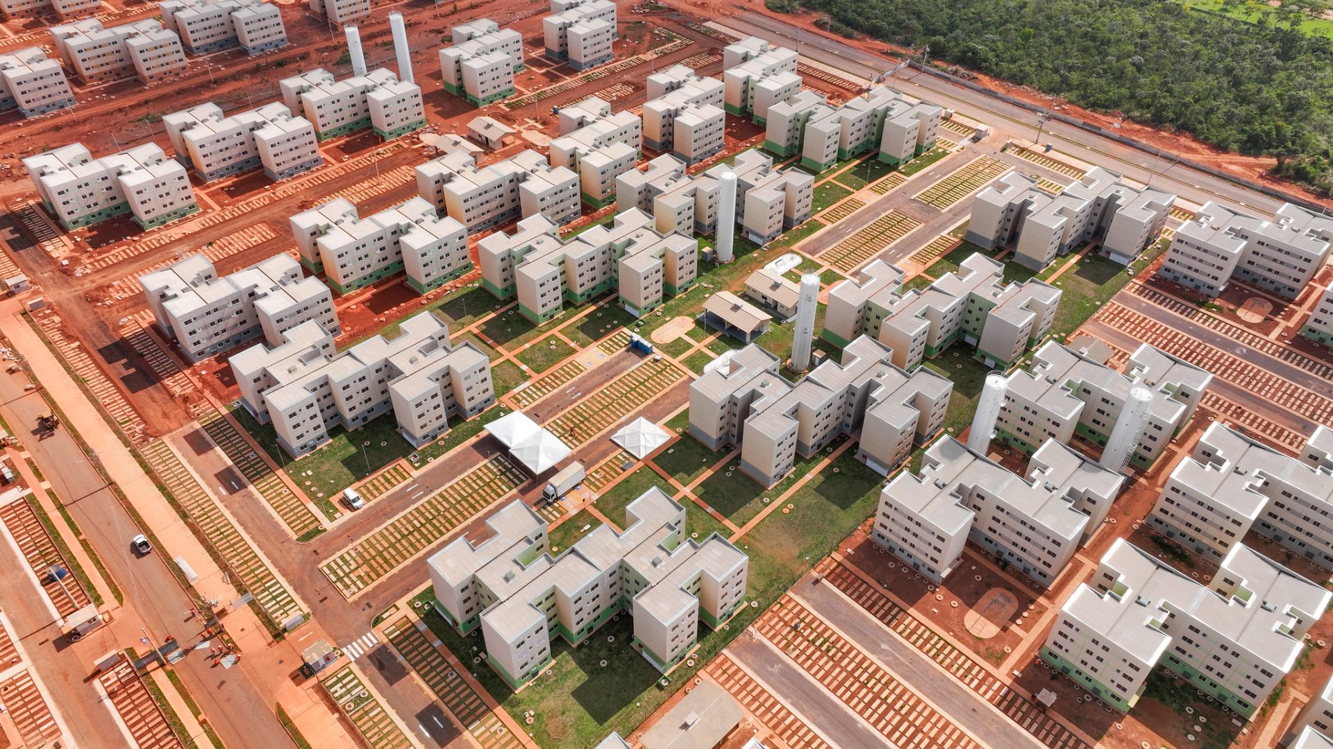 MORAR DF | Governo Ibaneis envia projeto de lei à CLDF que cria subsídio para população de baixa renda dar entrada no financiamento da casa própria