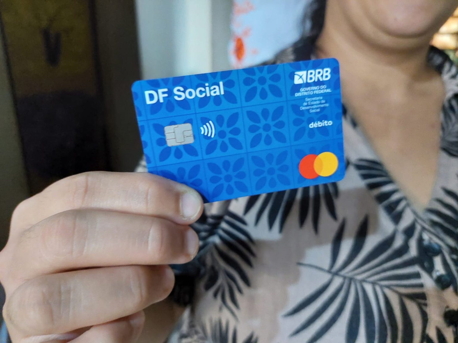 DF SOCIAL | Para não perder o benefício, mais de 2 mil famílias atendidas pelo programa têm que abrir conta até dia 26 pelo app do BRB