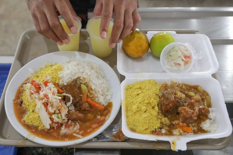 POPULAÇÃO DE RUA | GDF amplia oferta de alimentação gratuita nos restaurantes comunitários