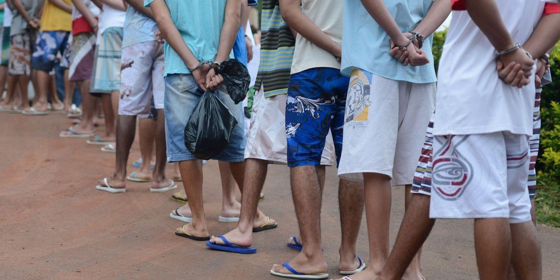 ‘SAIDINHA’ PROIBIDA | Congresso derruba veto de Lula e presos somente vão poder ser autorizados a trabalhar e estudar