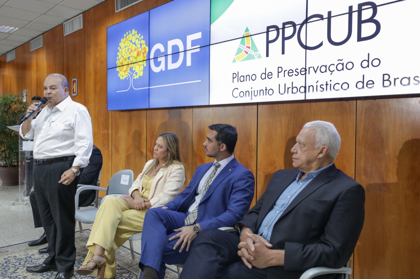 Base governista na CLDF fez dever de casa na votação do PPCUB