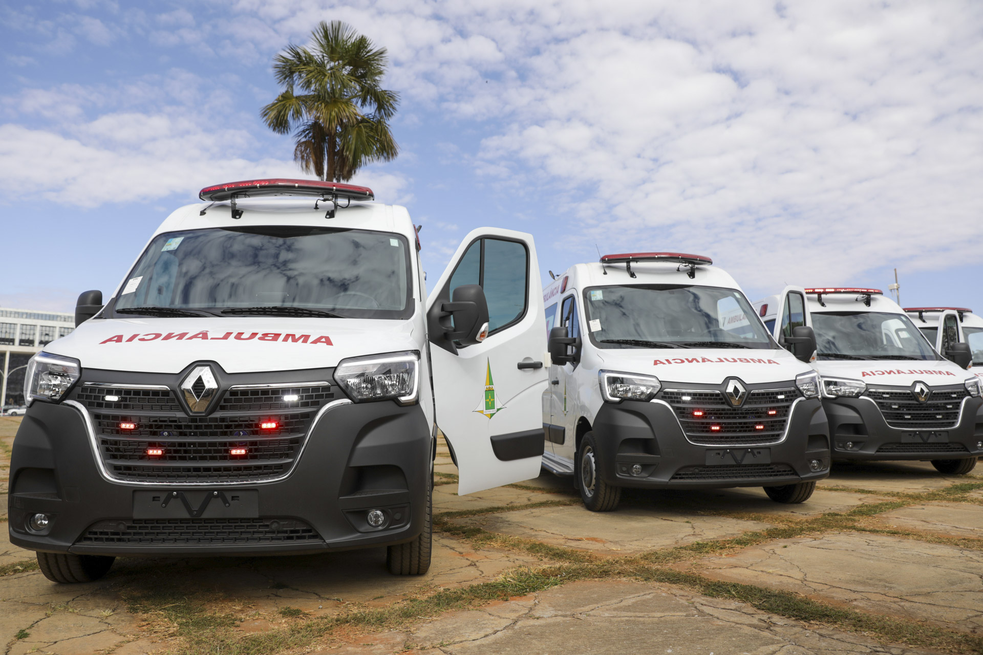 FROTA MAIS MODERNA | GDF investe R$ 17,8 milhões na compra de 62 novas ambulâncias