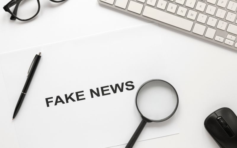 COMBATE À DESINFORMAÇÃO | Cartilha orienta como identificar boatos na internet