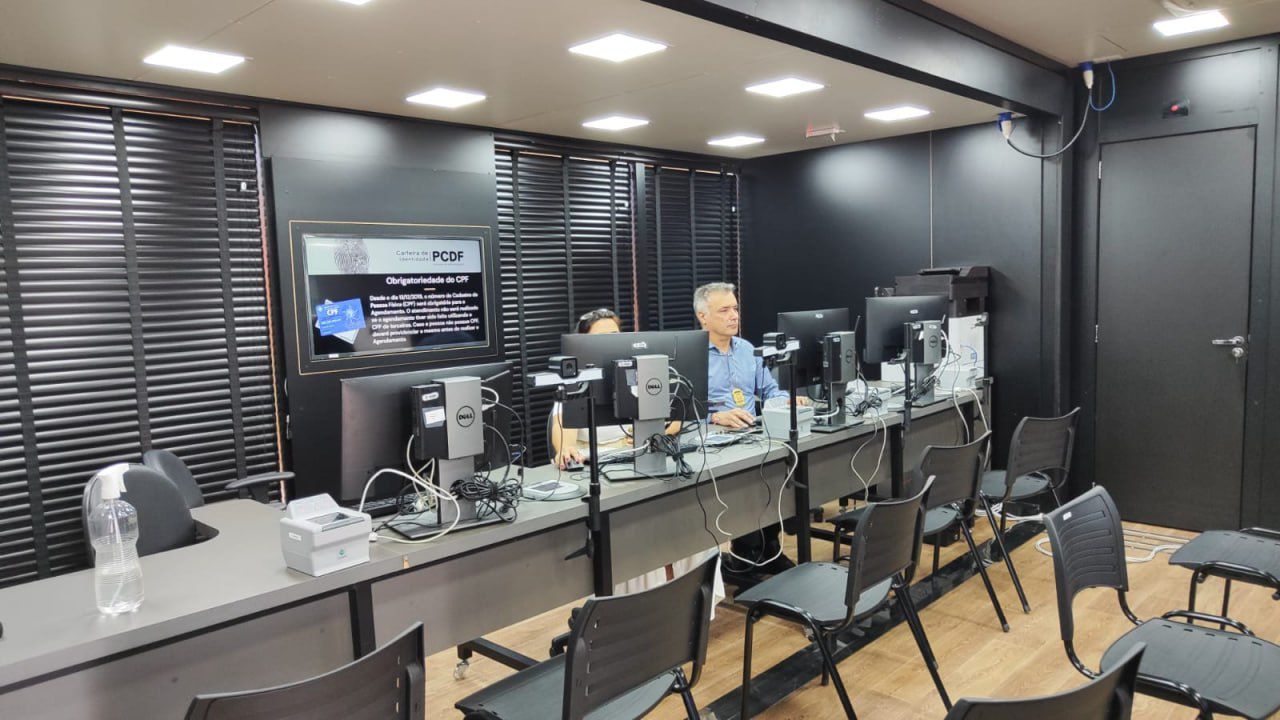 FECOMÉRCIO MAIS PERTO DE TODOS | PCDF vai emitir carteira de identidade nacional nas próximas edições do projeto