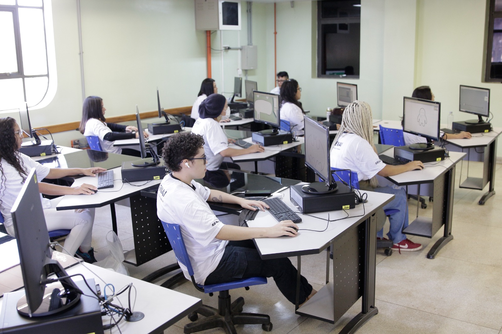 DF INOVA TECH | Programa oferece 834 vagas em cursos gratuitos de qualificação profissional nas áreas de ciência, tecnologia e inovação