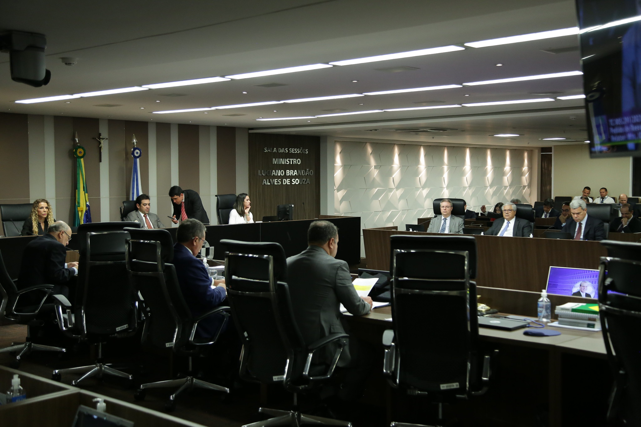 POR SUSPEITA DE IRREGULARIDADE | TCU determina a suspensão de licitação da Secom de R$ 198 milhões para contratar serviços de comunicação digital