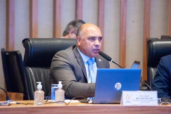 PRESIDÊNCIA DA CLDF | Wellington Luiz diz que “seu nome está à disposição” para concorrer à reeleição e seguir no comando da casa