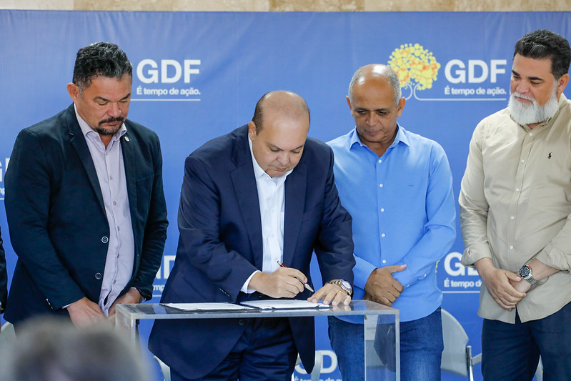 COM 63 VETOS | Ibaneis sanciona Ppcub e encerra um período de 15 anos de debates sobre legislação